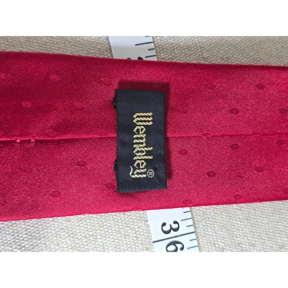 Wembley Mens Red Polka Dot Jacquard Satin Necktie Classic Formal Silk Blend Tie